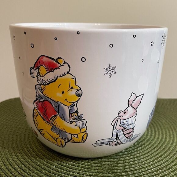 Disney Winnie the Pooh Christmas planter medium NWOT - Picture 3 of 11